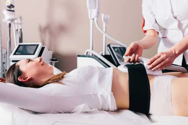woman having body sculpting to help improve her body image and her mental health Chorleywood